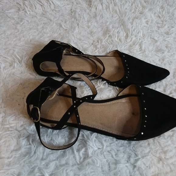 Old Navy black studded faux suede criss cross ankle strap flats size 10 - Picture 4 of 6